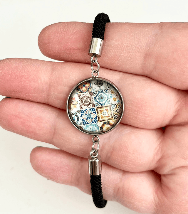 Bracciale unisex con cabochon e motivo a piastrella