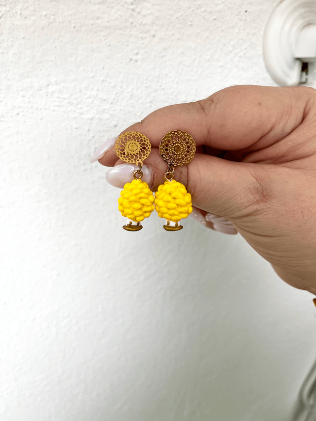 Orecchini Pigna Siciliana – Bijoux Artigianali Pendenti Donna con Base Dorata Senza Nichel