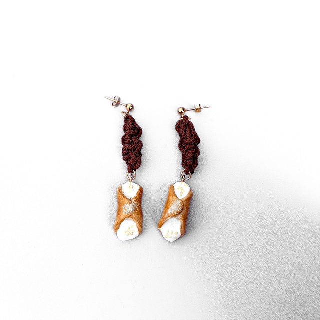 Parure Siciliana: Collana, Bracciale, Orecchini con Cannolo Gusto Ricotta e Granella di Nocciole – Artigianale in Argilla Polimerica, Regolabile