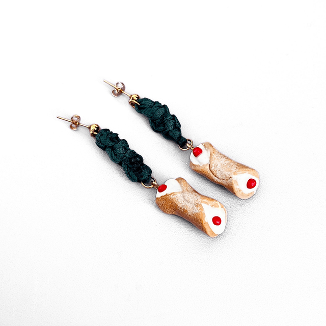 Parure Siciliana: Collana, bracciale, orecchini con Cannolo Gusto Ricotta e Ciliegia Candita – Artigianale in Argilla Polimerica, Regolabile