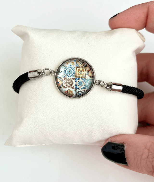 Bracciale unisex con cabochon e motivo a piastrella