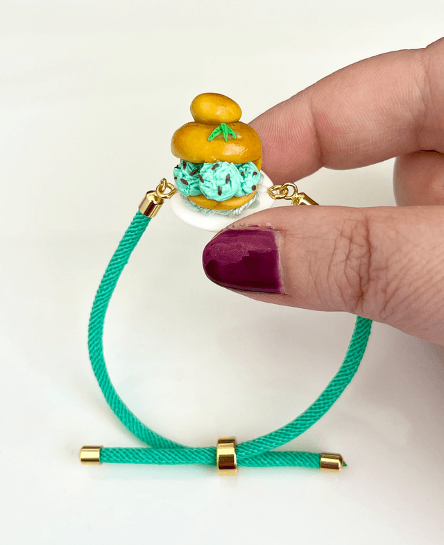 Bracciale Brioche gelato con il tuppo - gusto Menta e scaglie di cioccolato