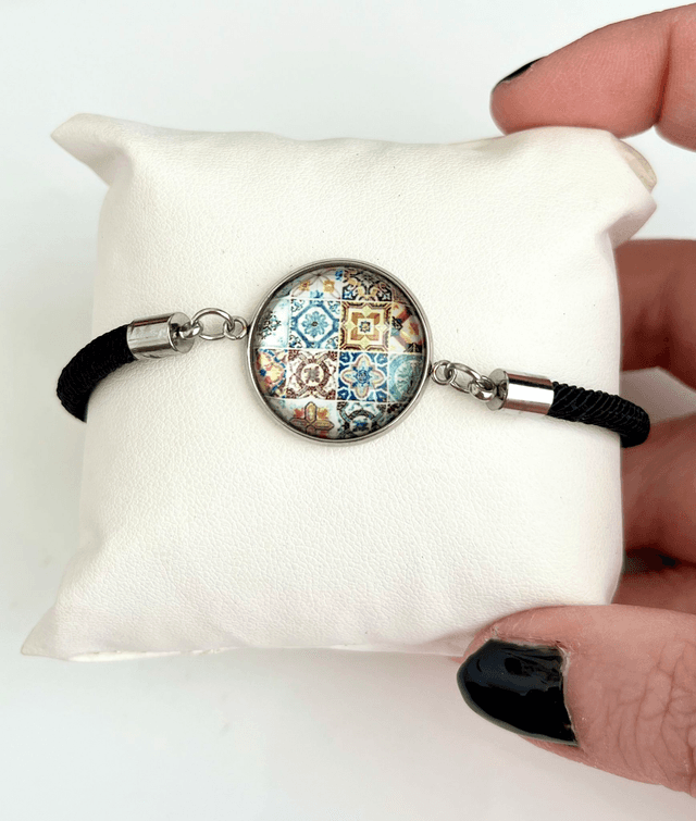 Bracciale unisex con cabochon e motivo a piastrella
